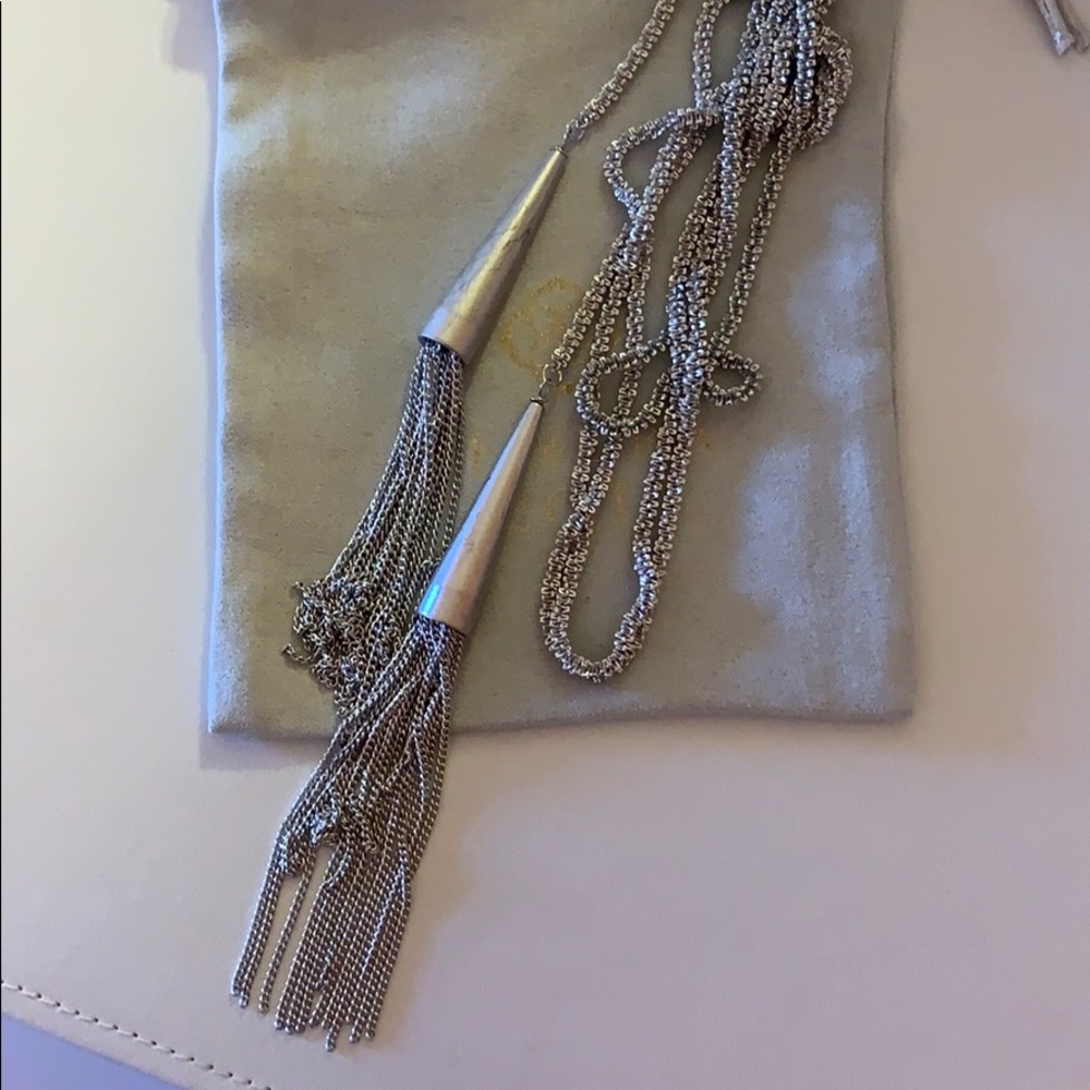 VGUC Kendra Scott Rhodium Phara
